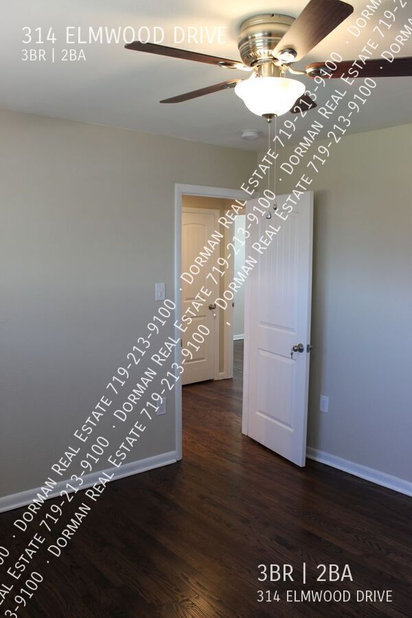 Building Photo - 314 Elmwood Dr