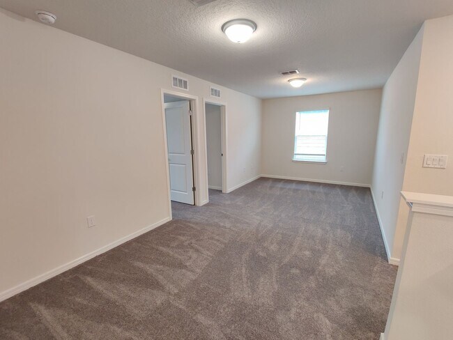 Building Photo - 30194 Merilee Pl