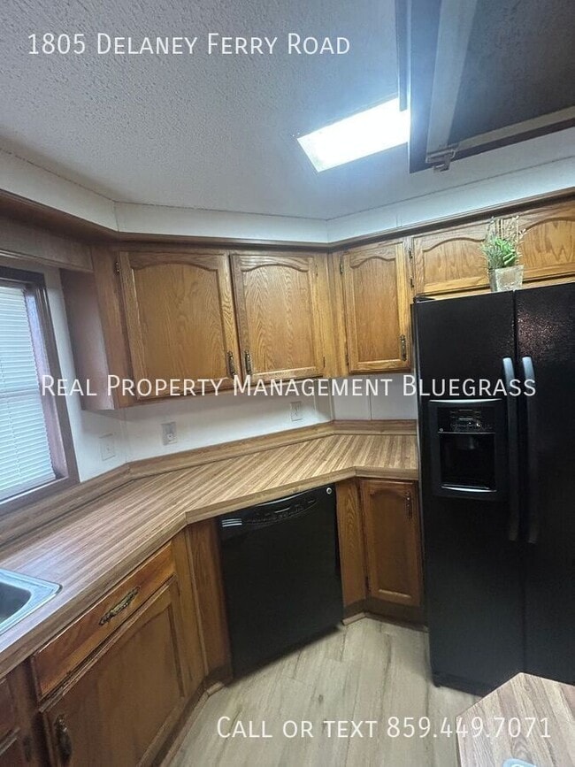 Building Photo - 1805 Delaney Ferry Rd