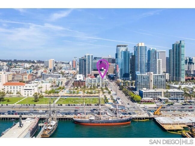 Building Photo - 1431 Pacific Hwy