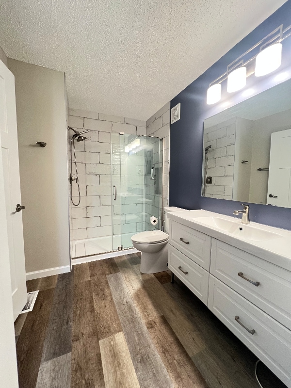 Building Photo - 6841 Narcissus Ln N