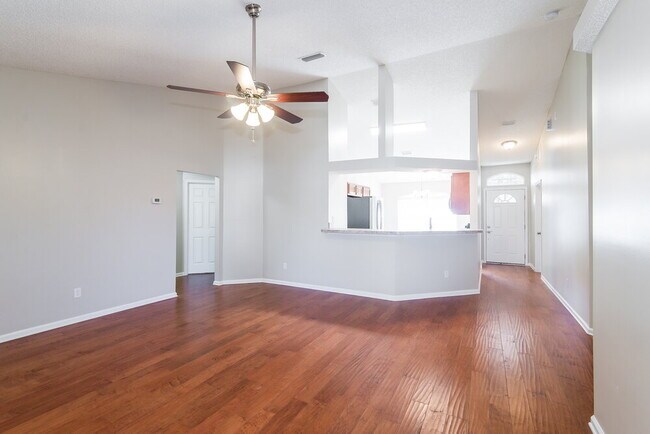 Building Photo - 3748 Arava Dr