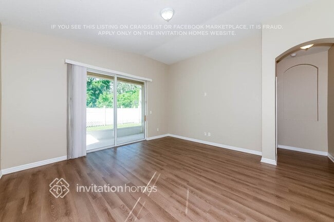 Building Photo - 6016 36th Ct E