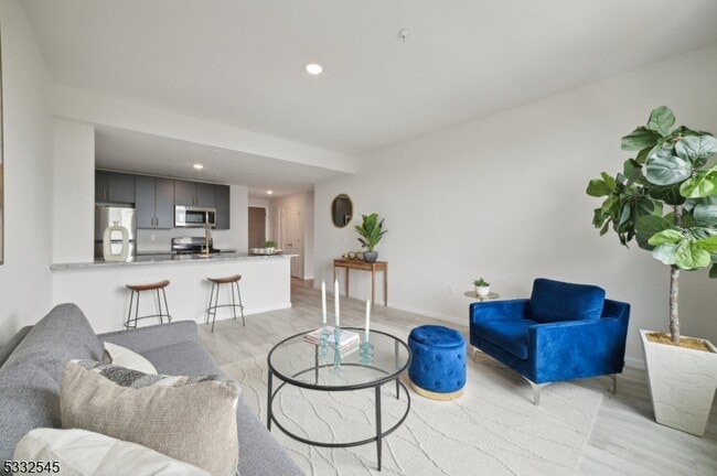 Building Photo - 45 S Grove St