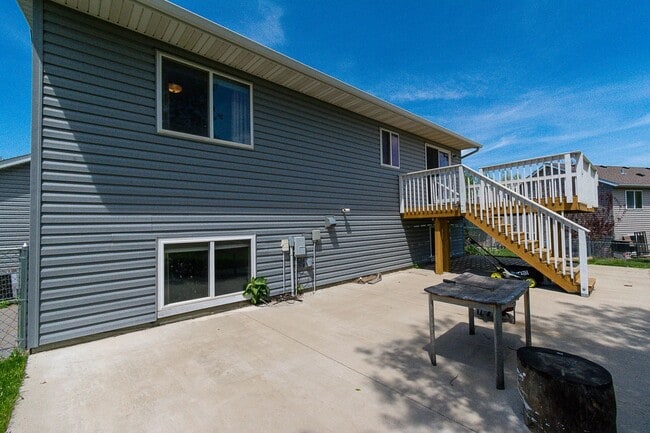 Building Photo - 2988 Bandel Ct NW