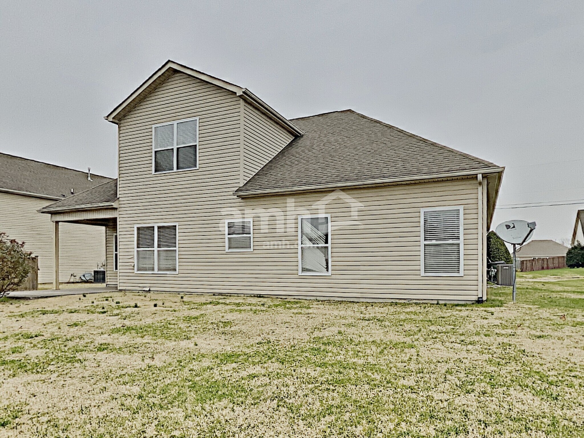 Building Photo - 533 Callie Ave