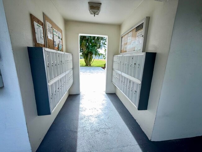 Building Photo - 514 Piedmont K