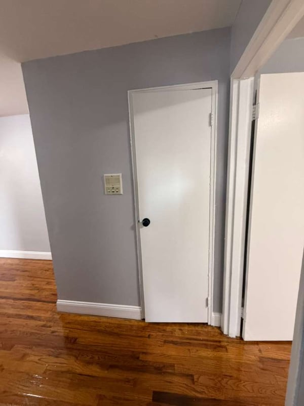 Building Photo - 364 Williamson St