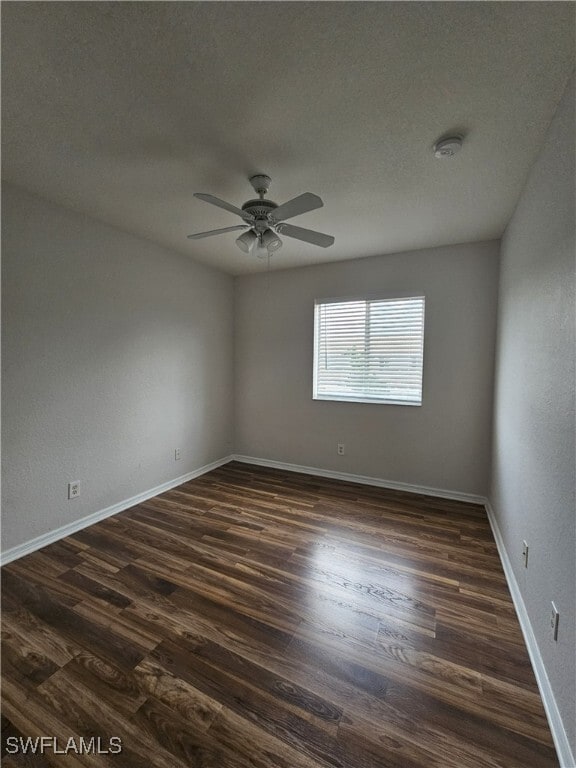 Building Photo - 3185 Antica St