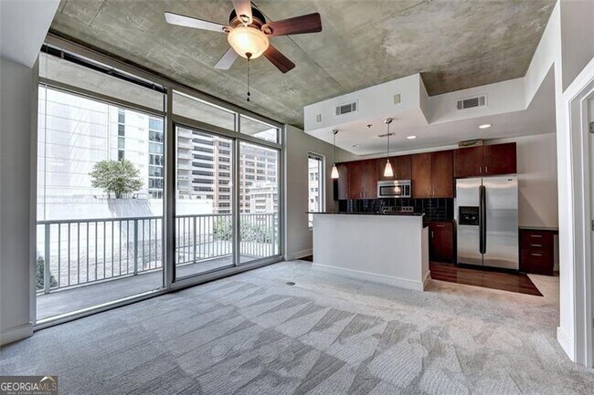 Building Photo - 44 Peachtree Pl NE