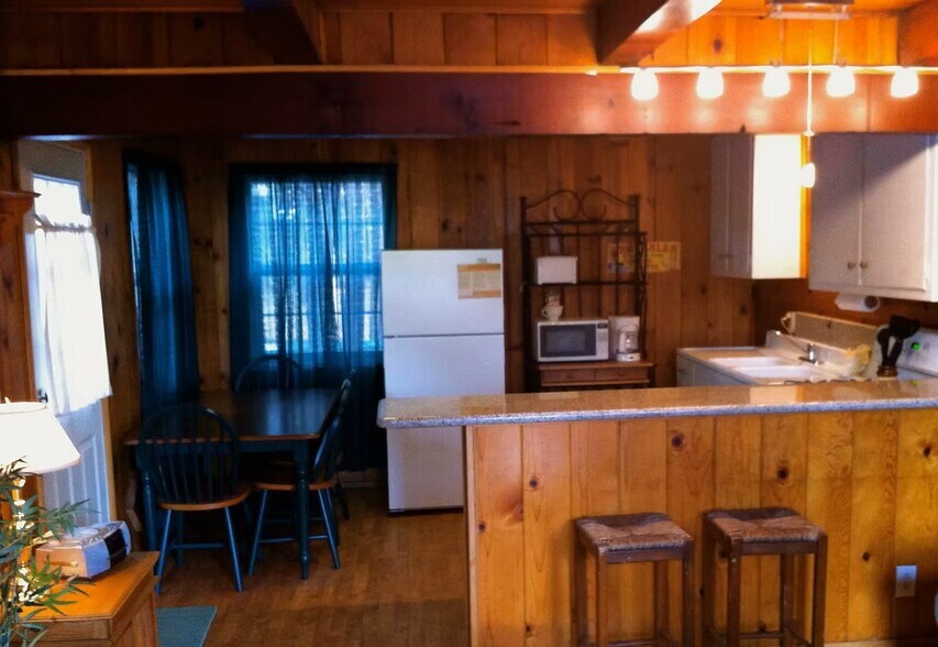 Building Photo - 41387 Lahontan Dr