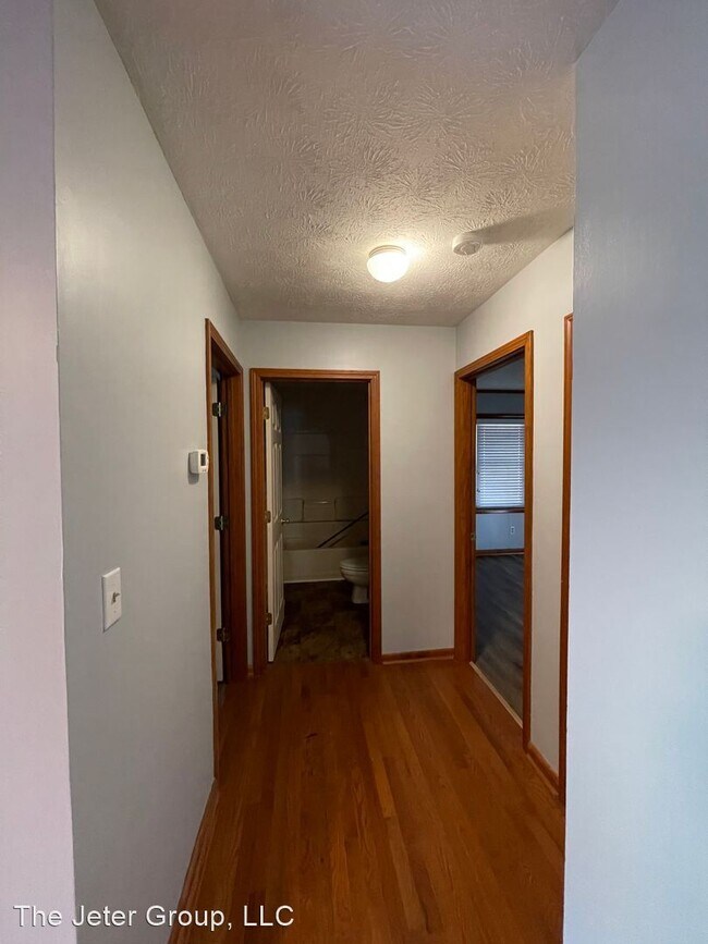 Building Photo - 3 br, 2 bath House - 2930 McNeil Road