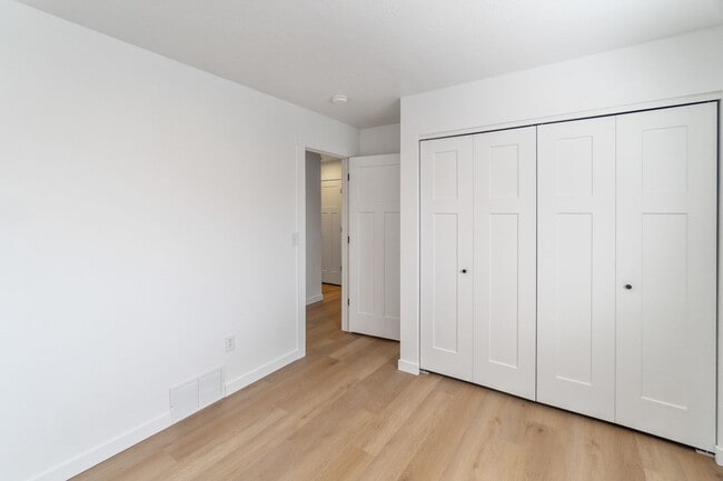 Building Photo - Newly Remodeled Single Family Home in Gate...