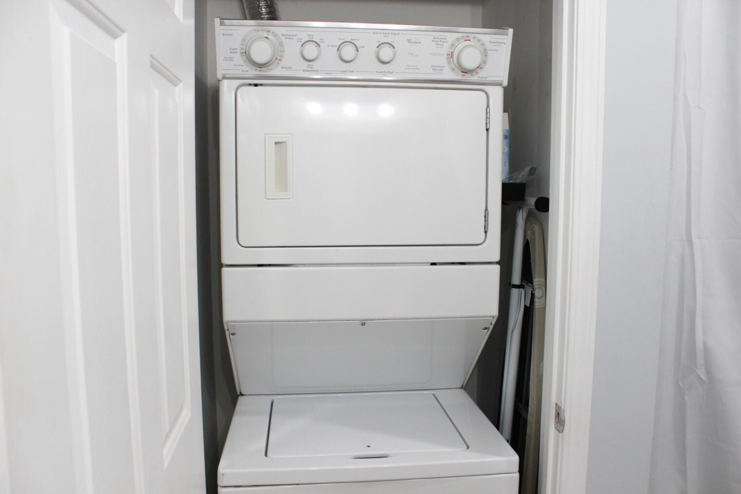 Building Photo - 125 Royal Poste Rd