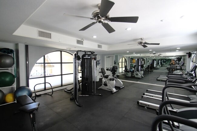 Building Photo - $1000 MOVE IN SPECIAL! Large, Updated 2 BD, 2 BA Condo w/ EV CHARGING
