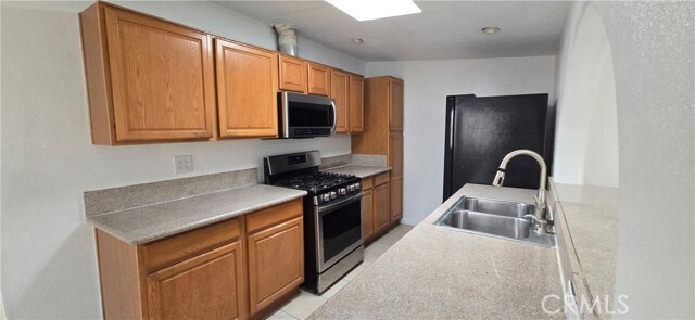 Building Photo - 21780 Snow View Dr