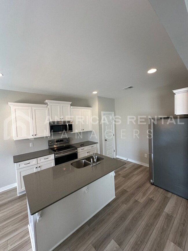 Building Photo - Home for Rent in Cullman, AL! Sign a 13 Month Lease by 5/15/26 to receive HALF-OFF ONE MONTH'S RE...