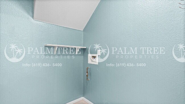 Building Photo - 1811 Greenfield Dr