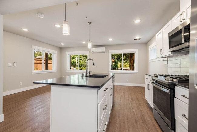 Building Photo - Modern 2 Bedroom Maple Leaf Living with Stylish Finishes & Flexible Living Space