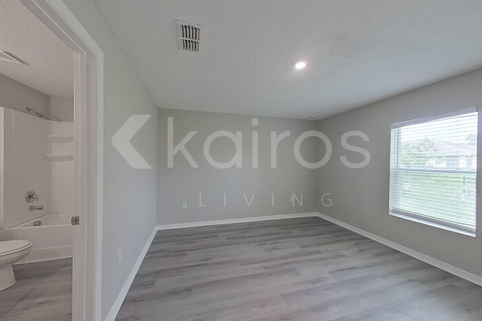 Building Photo - 8035 100th Ave