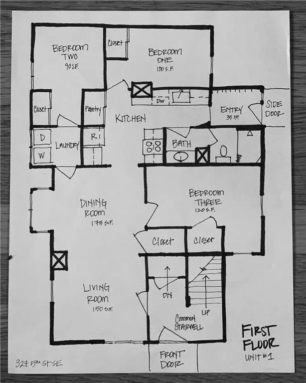Building Photo - 327 5th St SE