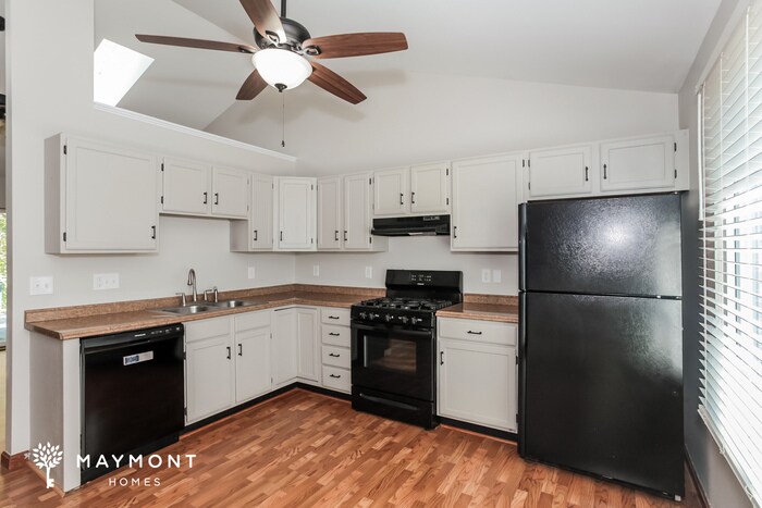 Building Photo - 2664 Ridgecrest Ln