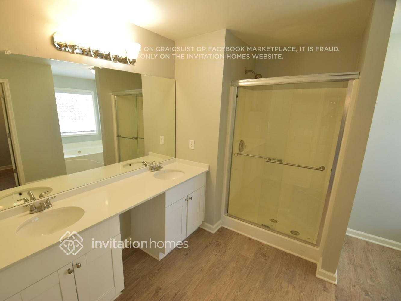 Building Photo - 1701 Branchwood Ct SW