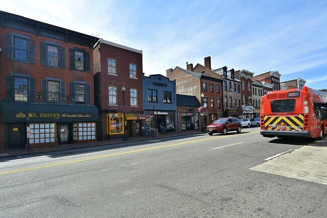 Building Photo - 2500 Q St NW