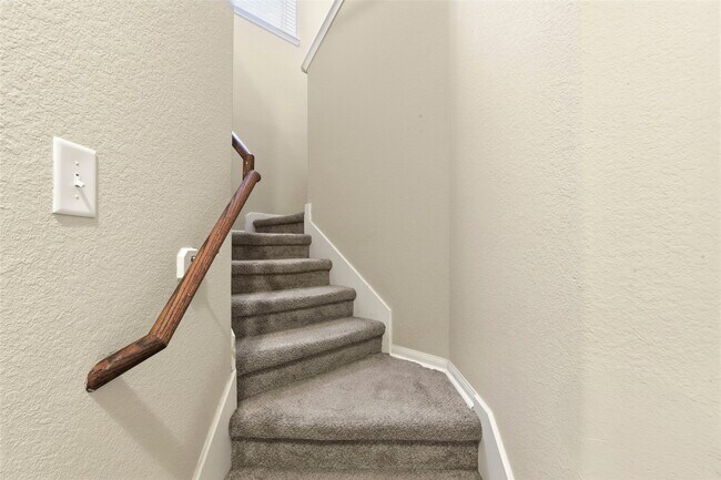 Building Photo - 24714 Scarlatti Cantata Dr