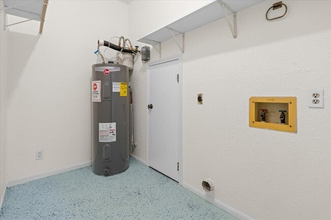 Building Photo - 1604 Cinnamon Path