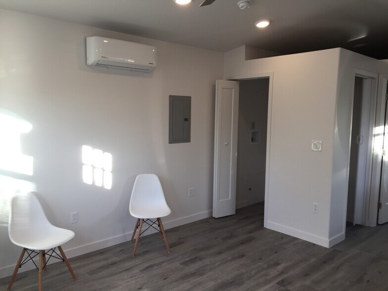 washer/dryer in closet (photo taken before washer/dryer installed) - 1052 8th Ave