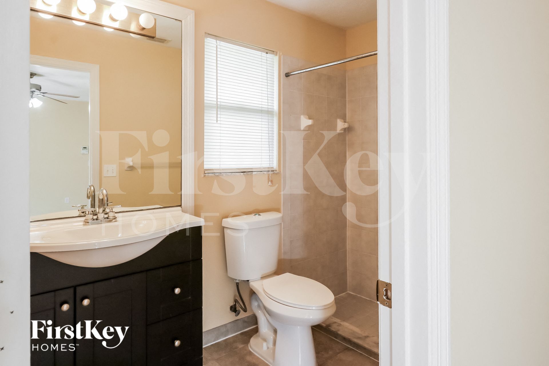 Building Photo - 2078 SW Idaho Ln