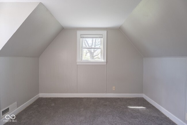 Building Photo - 2109 N Janney Ave