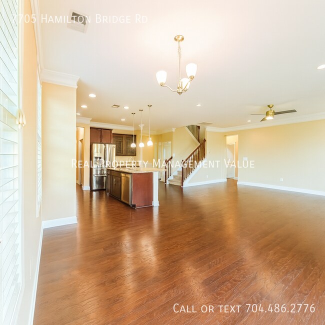 Building Photo - 7705 Hamilton Bridge Rd