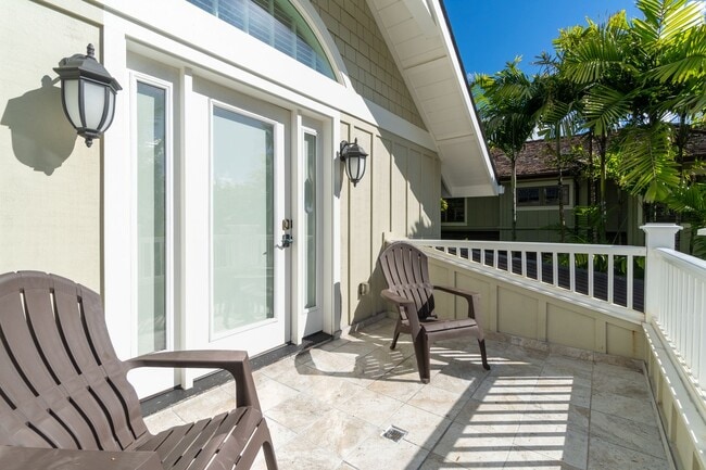 Building Photo - Stunning Fully-Furnished 3 Bedroom, 3.5 Bath Home With Pool and Spa on Quiet Beachside Lane Near ...