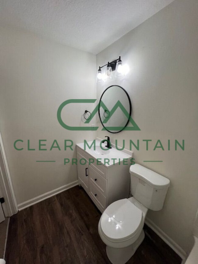 Building Photo - Move-in Special! Limited-Time Leasing Offer!