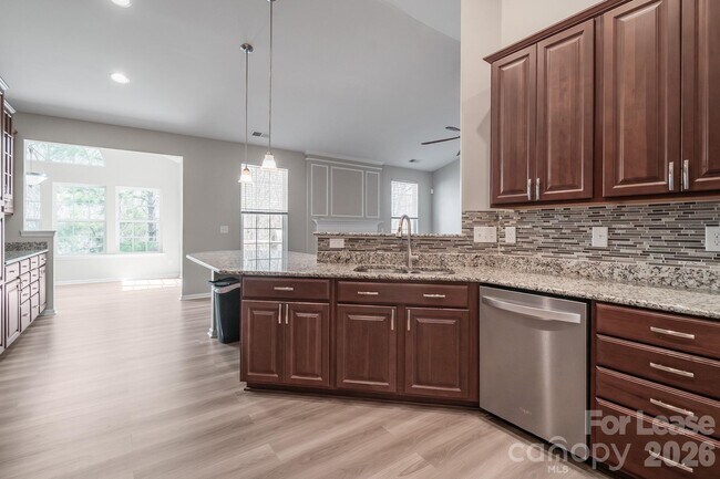 Building Photo - 3048 Arsdale Rd