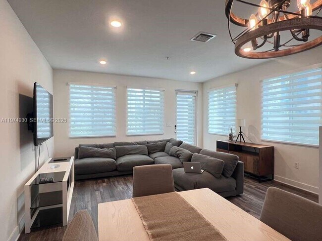 Building Photo - 10229 NW 64th Terrace