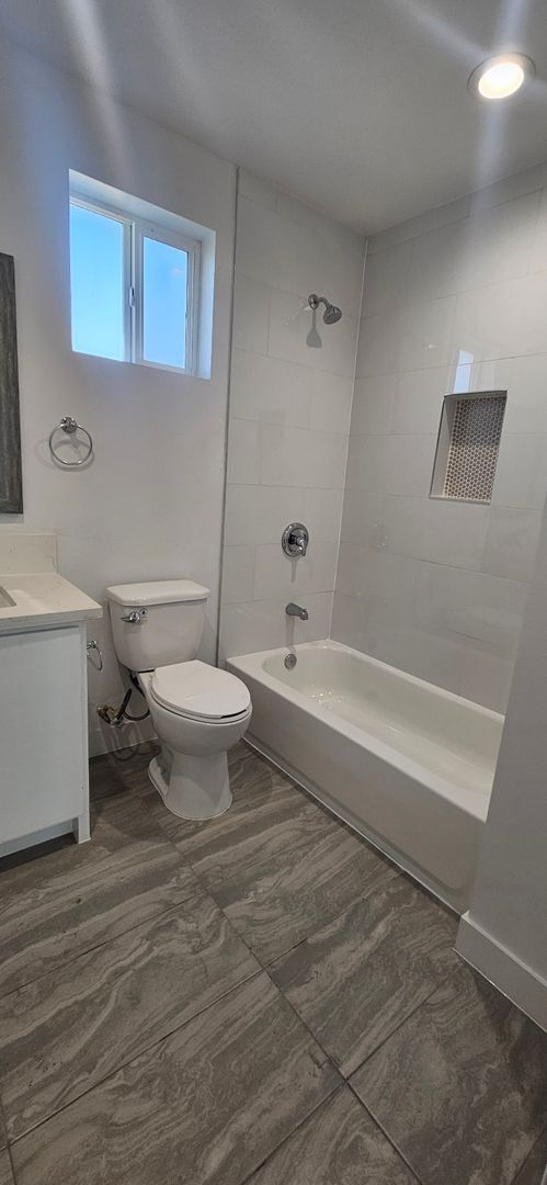 Building Photo - LANFRANCO(3743)