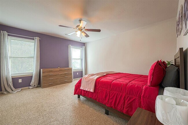 Building Photo - 3042 Crestbrook Bend Ln