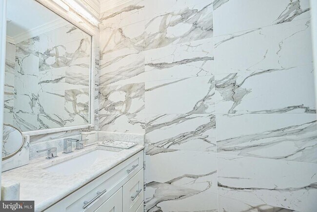 Building Photo - 44171 Paget Terrace