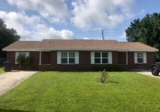 Building Photo - 742 Leopard Ct