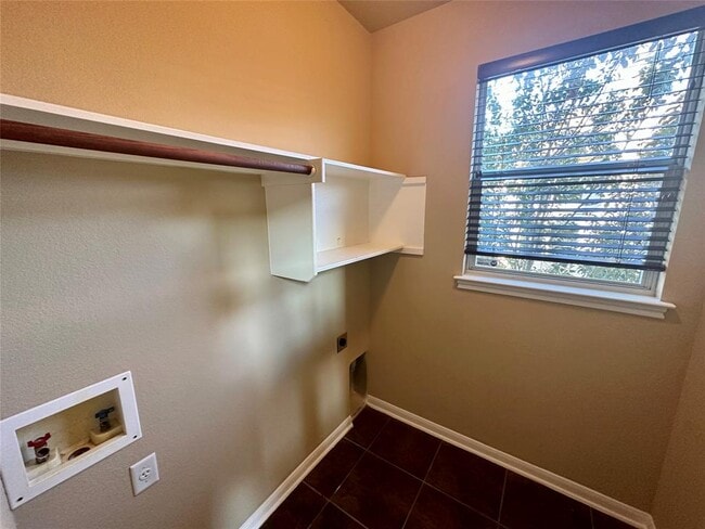 Building Photo - 3713 Broadwinged Hawk Cove