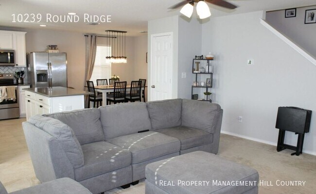 Building Photo - 10239 Round Rdg