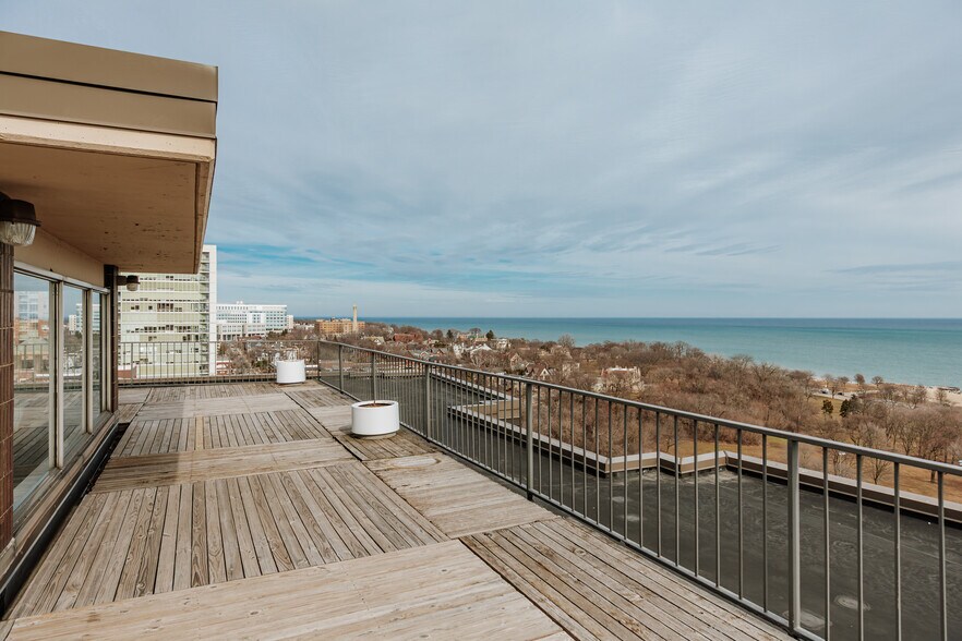 View from roofdeck - 1919 N Summit Ave