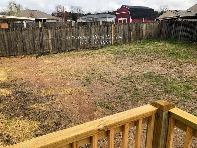 Building Photo - Clean and coming soon!