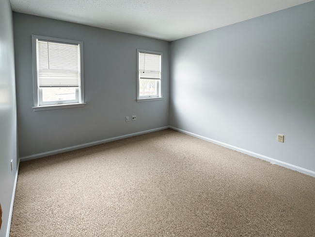 Building Photo - 58 Branch Turnpike