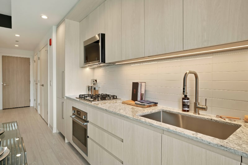 Building Photo - 345 N Union Ave