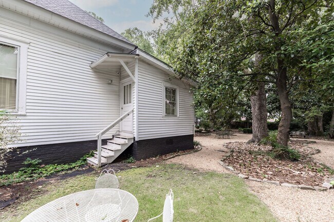 Building Photo - Historic Opelika Home - 108 N 9th St