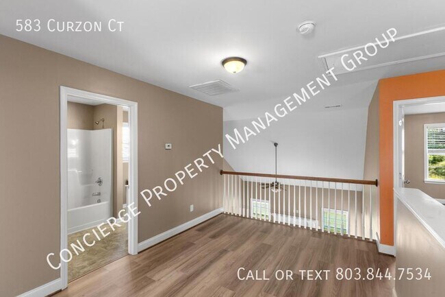 Building Photo - 583 Curzon Court